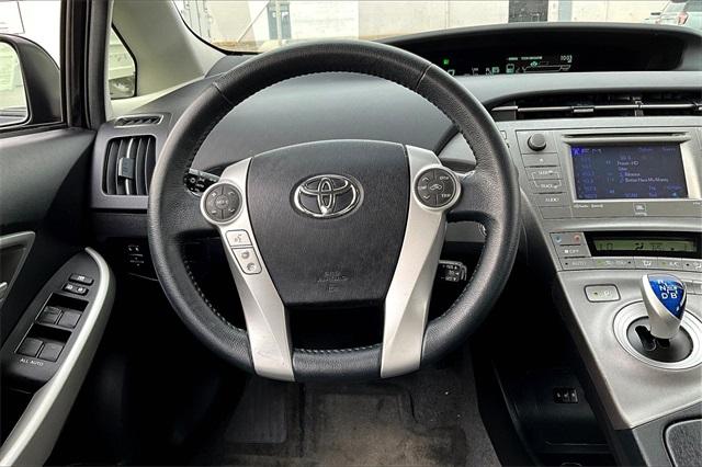 2015 Toyota Prius Four - Photo 16