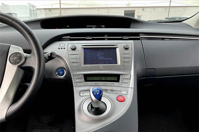 2015 Toyota Prius Four - Photo 17