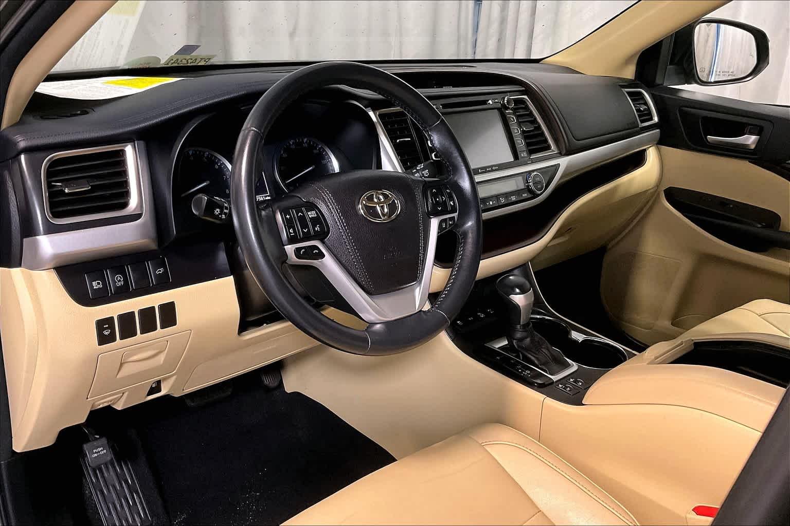 2018 Toyota Highlander XLE - Photo 8