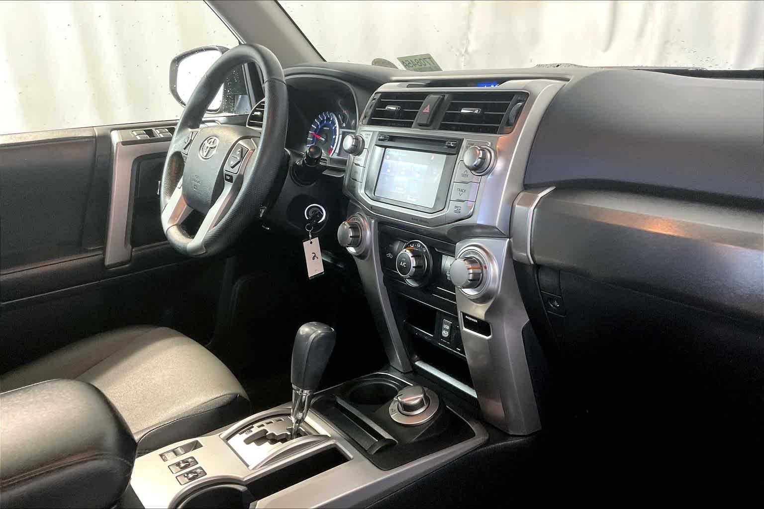 2018 Toyota 4Runner SR5 Premium - Photo 14