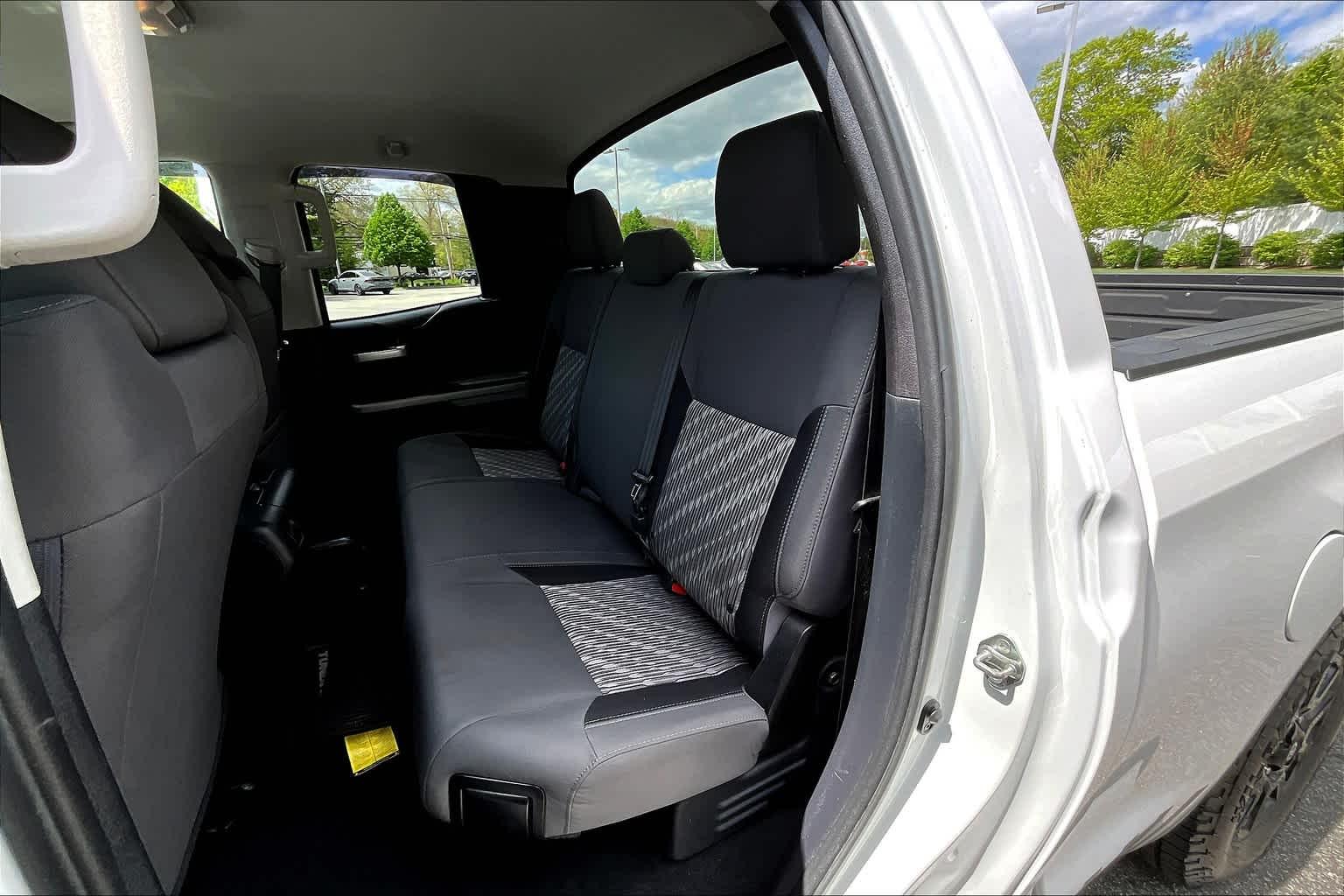 2019 Toyota Tundra SR5 Double Cab 6.5 Bed 5.7L - Photo 15