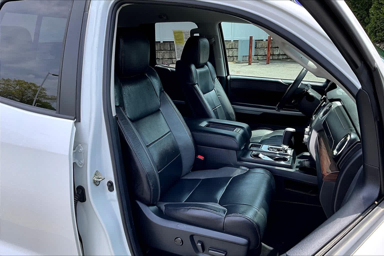 2020 Toyota Tundra Limited Double Cab 6.5 Bed 5.7L - Photo 11