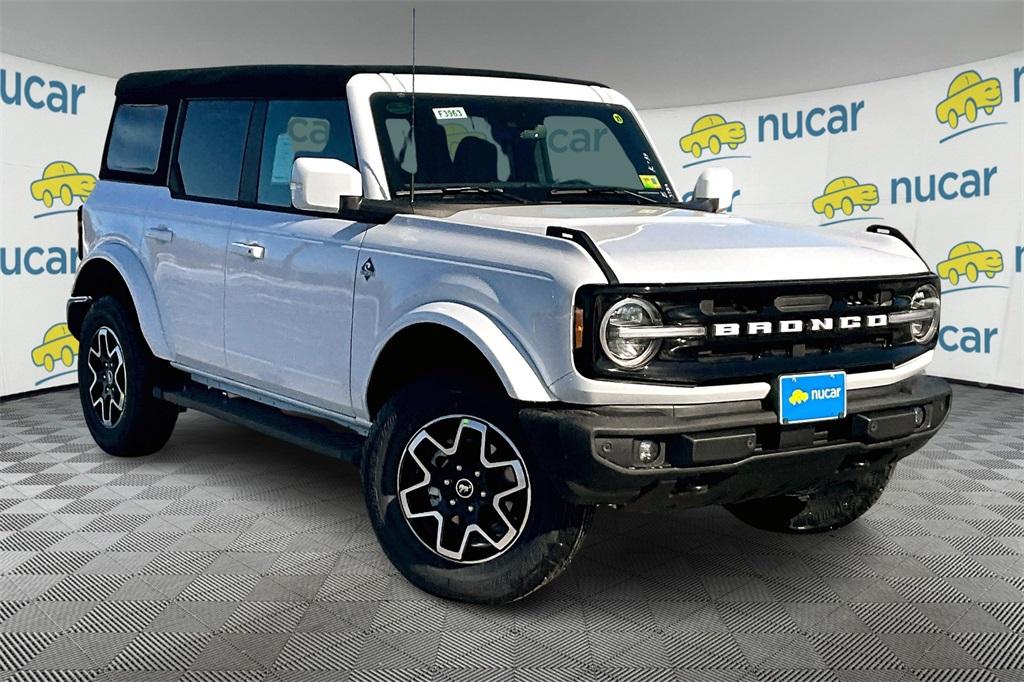 2024 Ford Bronco Outer Banks - Photo 1
