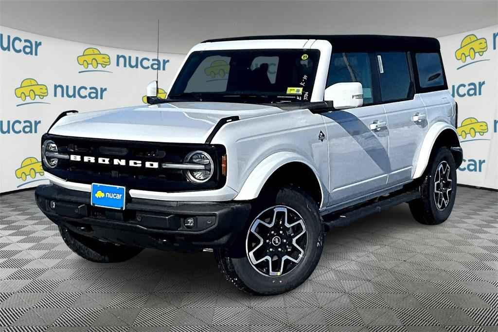 2024 Ford Bronco Outer Banks - Photo 3