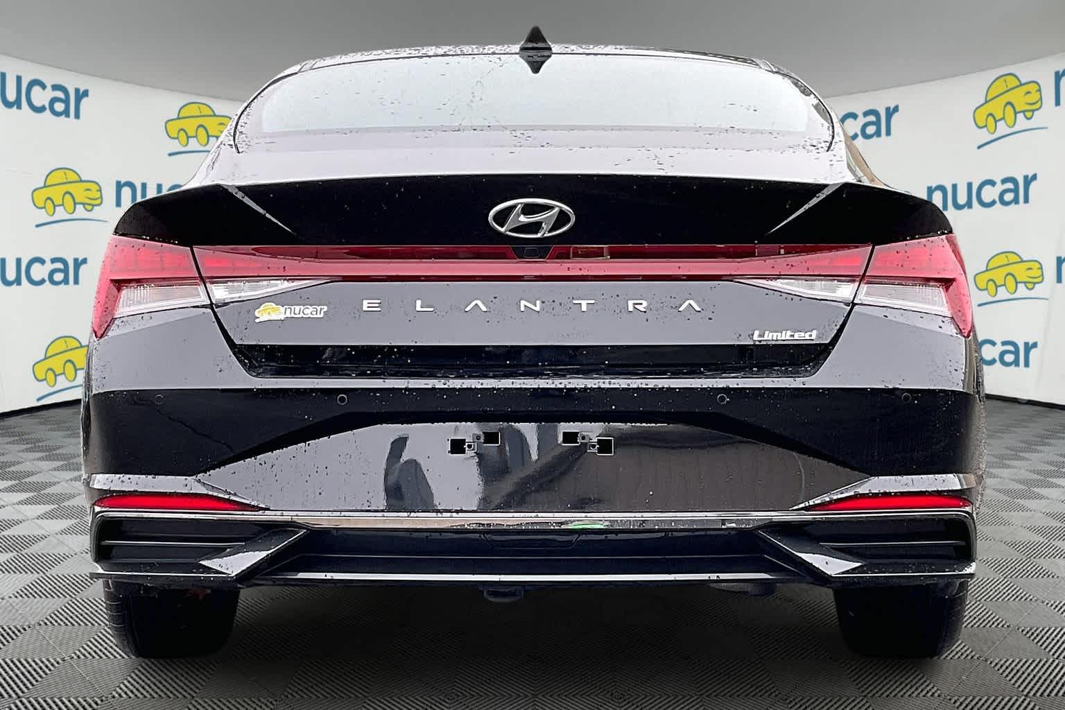 2023 Hyundai Elantra Limited - Photo 5