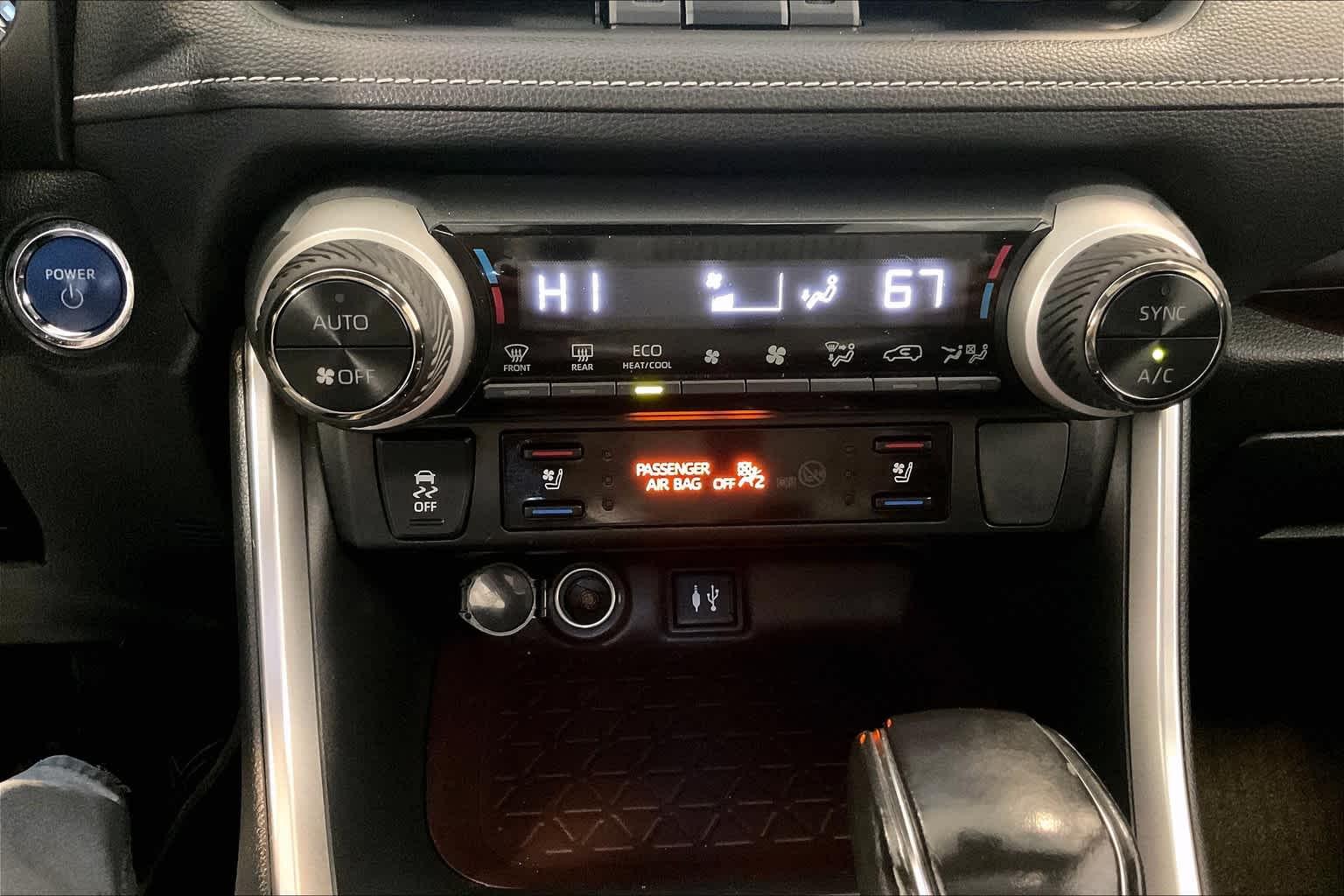 2019 Toyota RAV4 Hybrid Limited - Photo 26