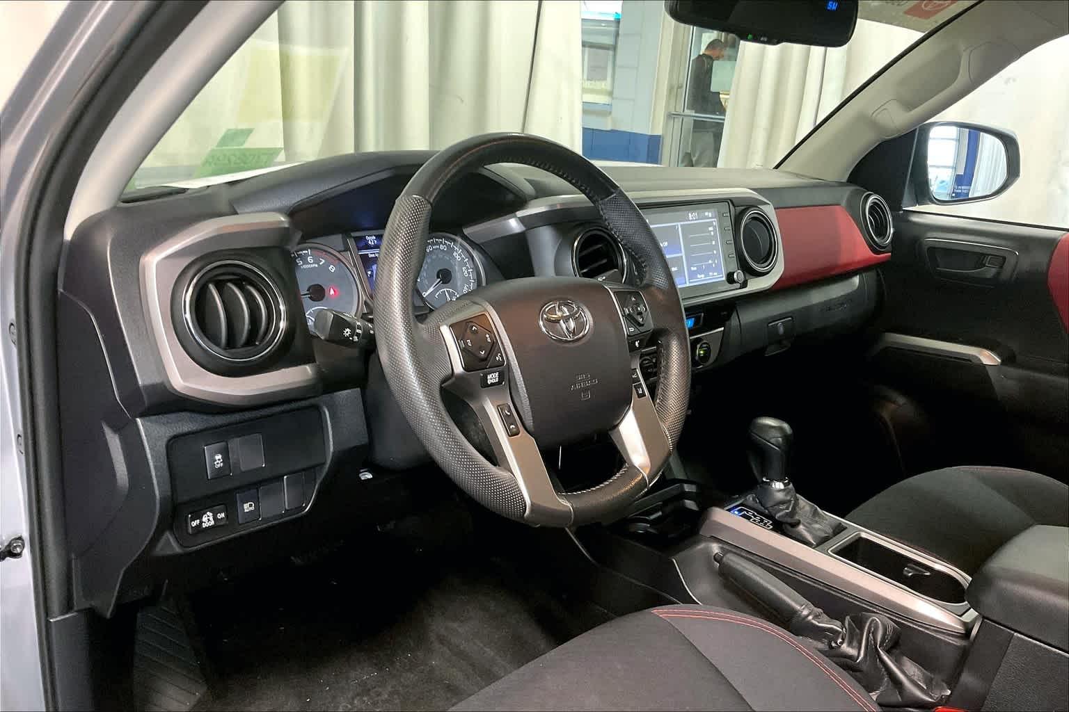 2021 Toyota Tacoma SR5 Double Cab 5 Bed V6 AT - Photo 8