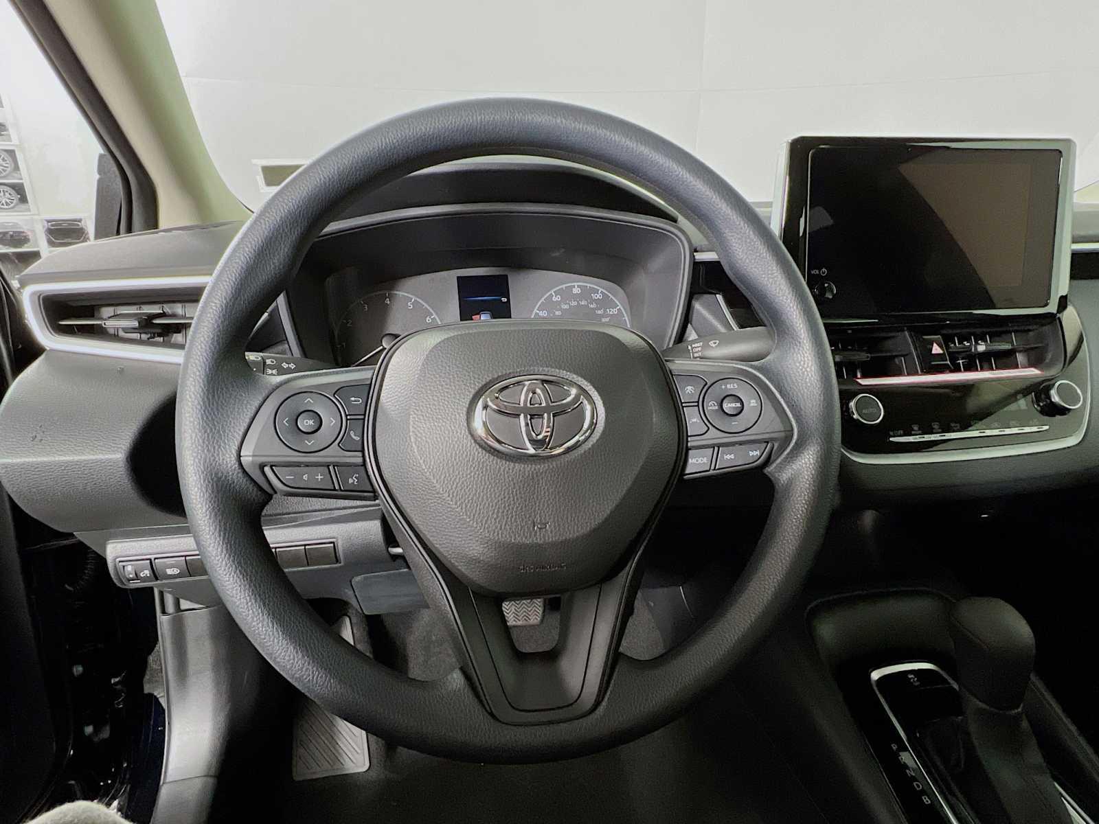 2024 Toyota Corolla LE - Photo 7