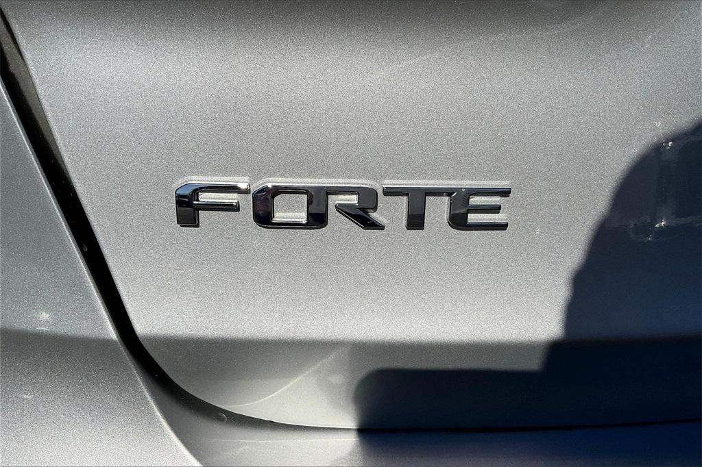 2014 Kia Forte LX - Photo 26