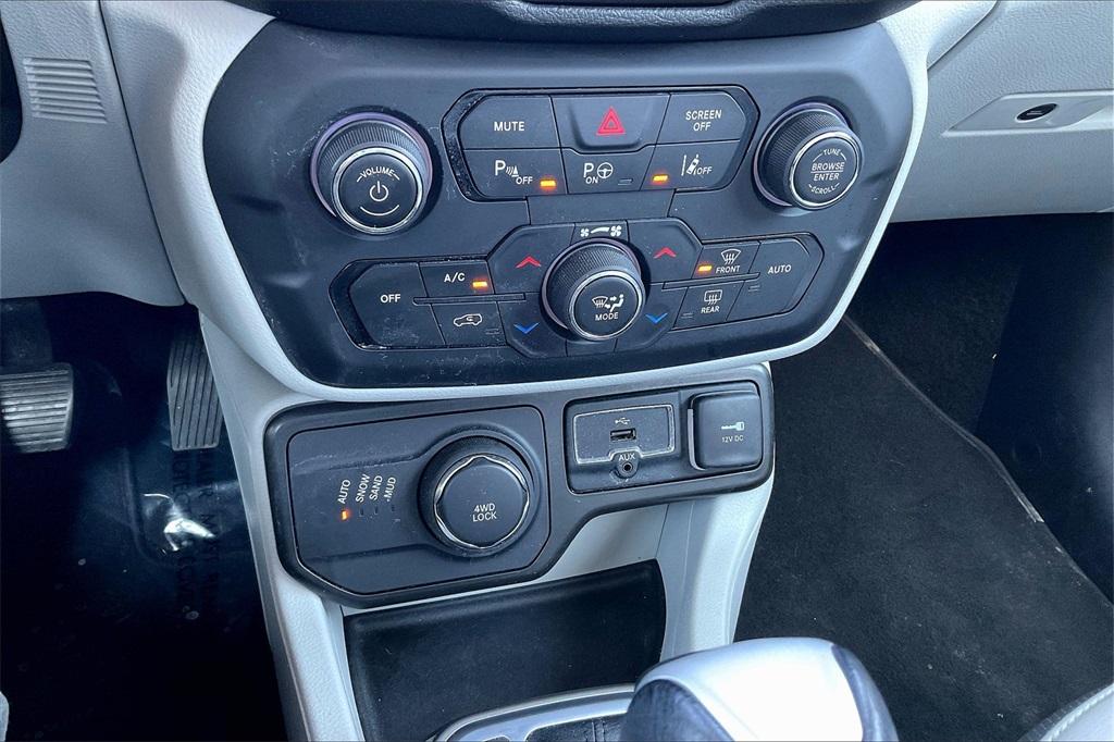 2021 Jeep Renegade Limited - Photo 25