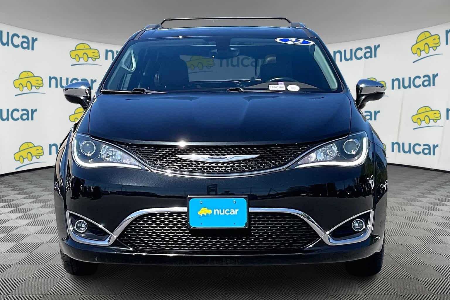 2019 Chrysler Pacifica Limited - Photo 2