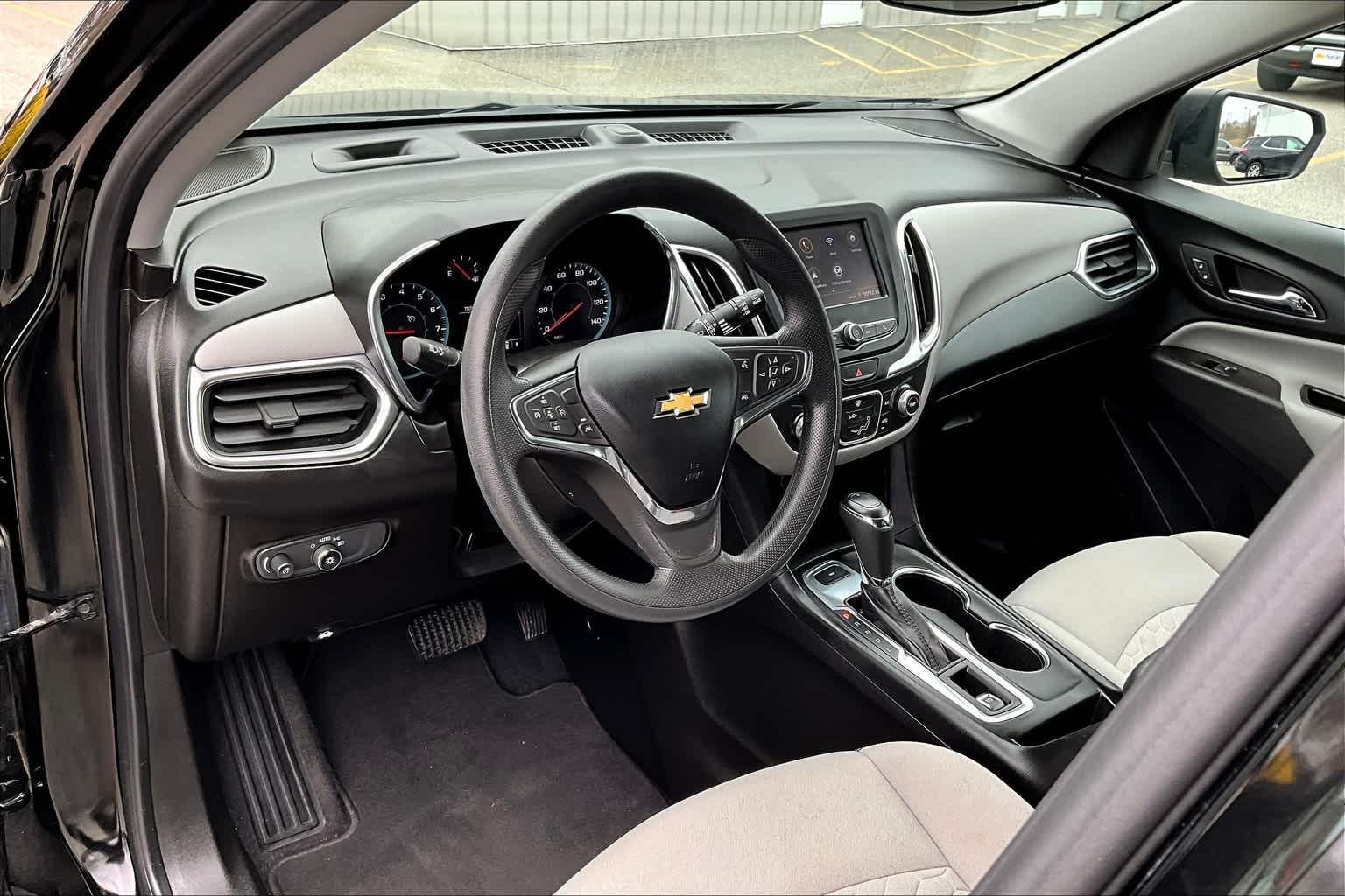 2021 Chevrolet Equinox LS - Photo 8