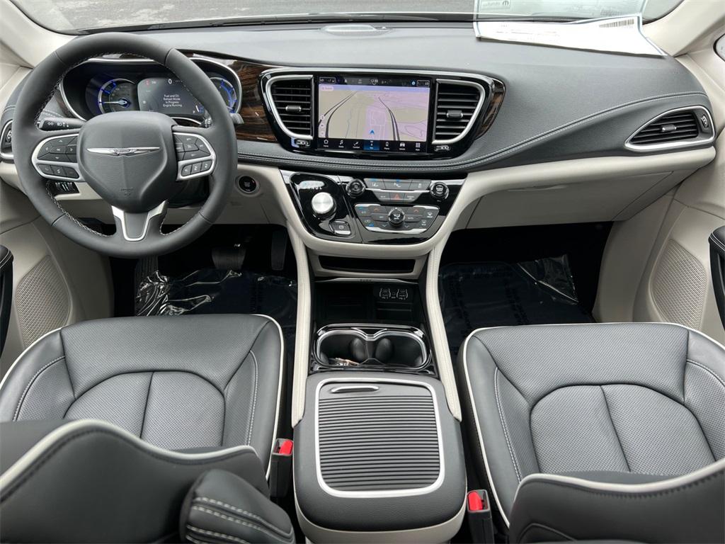 2023 Chrysler Pacifica Hybrid Limited - Photo 18