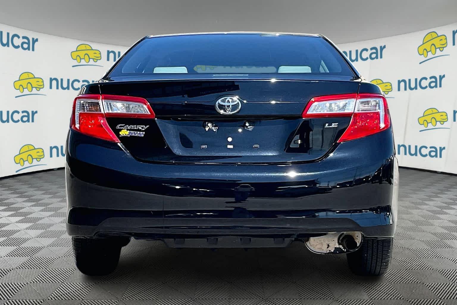 2012 Toyota Camry LE - Photo 5