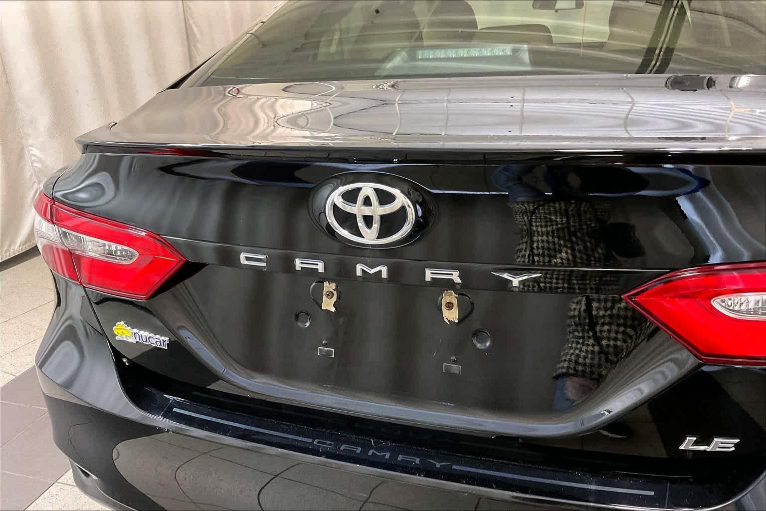 2018 Toyota Camry LE - Photo 27