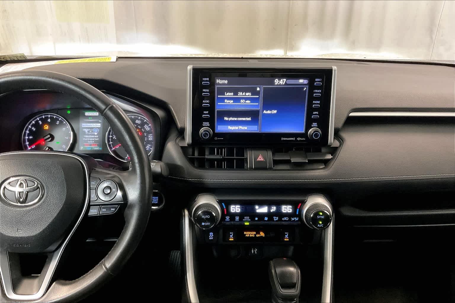 2019 Toyota RAV4 XLE - Photo 17
