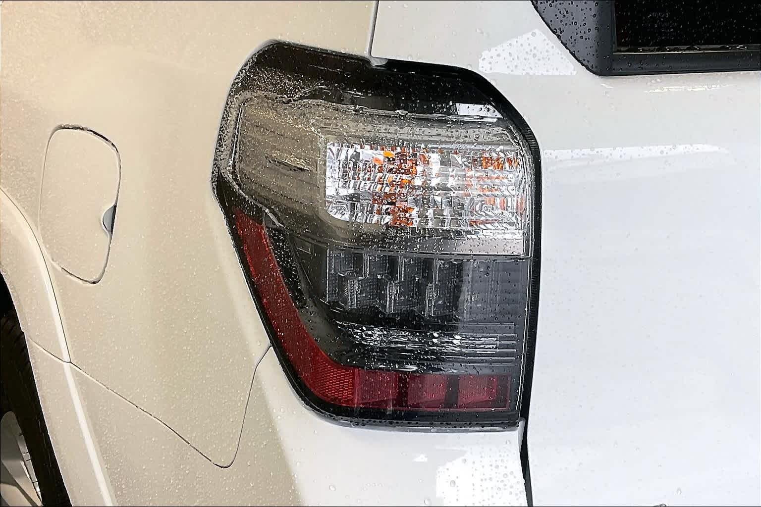2018 Toyota 4Runner SR5 Premium - Photo 33