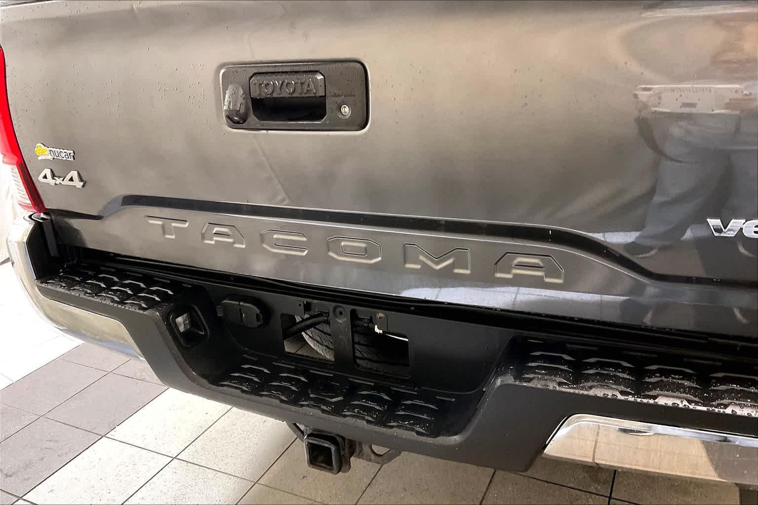 2019 Toyota Tacoma SR5 Double Cab 5 Bed V6 AT - Photo 27