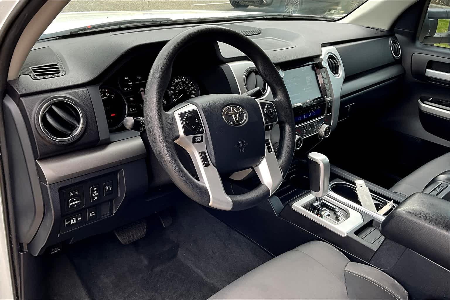 2020 Toyota Tundra SR5 Double Cab 6.5 Bed 5.7L - Photo 8