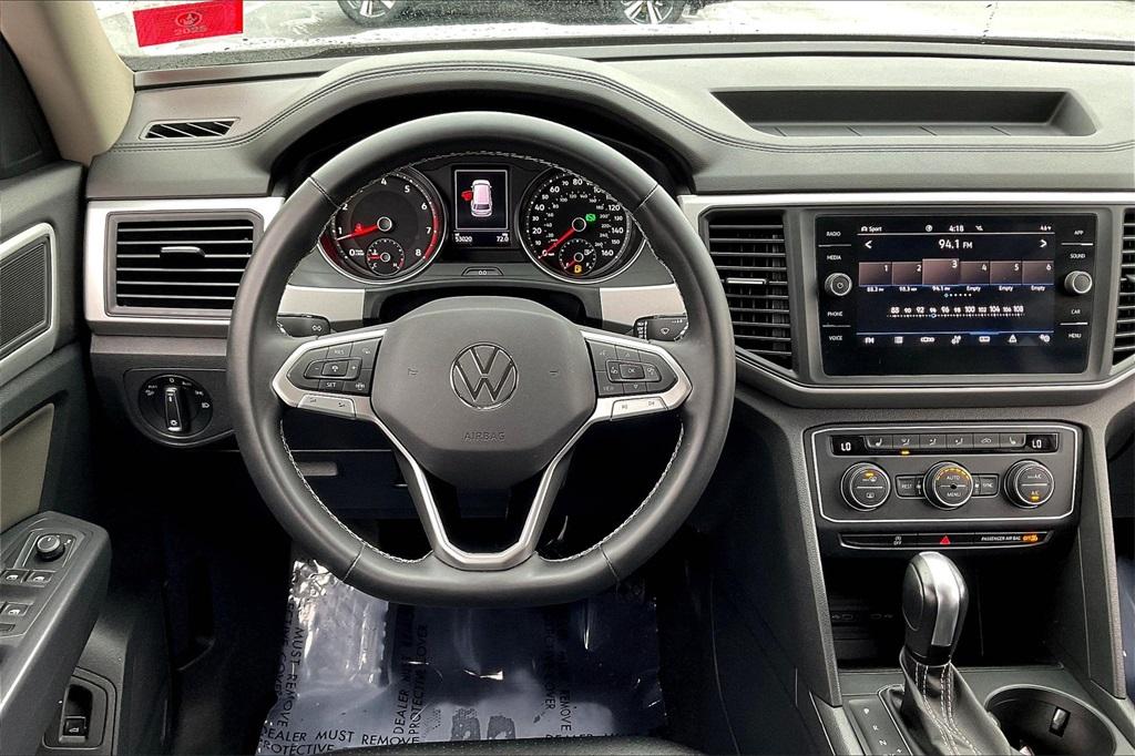 2021 Volkswagen Atlas 3.6L V6 SE w/Technology - Photo 18