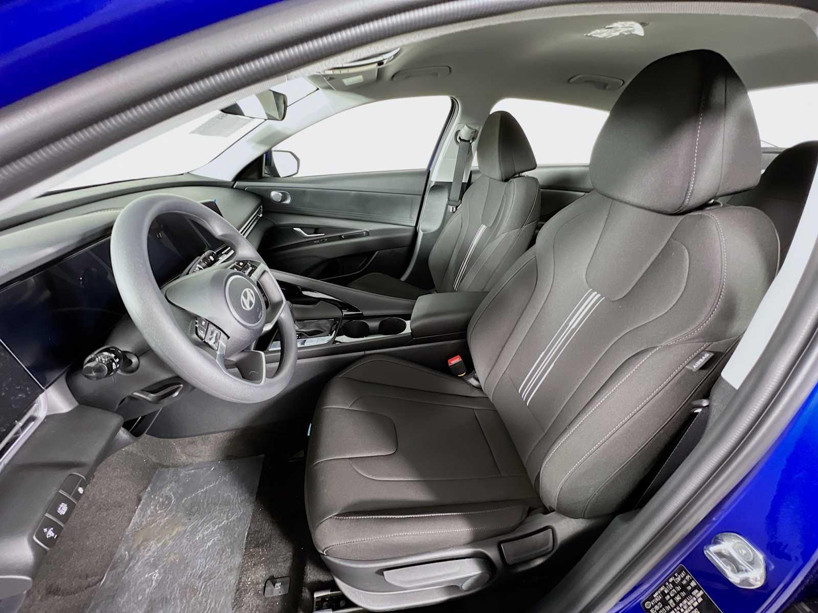2024 Hyundai Elantra Hybrid Blue - Photo 13