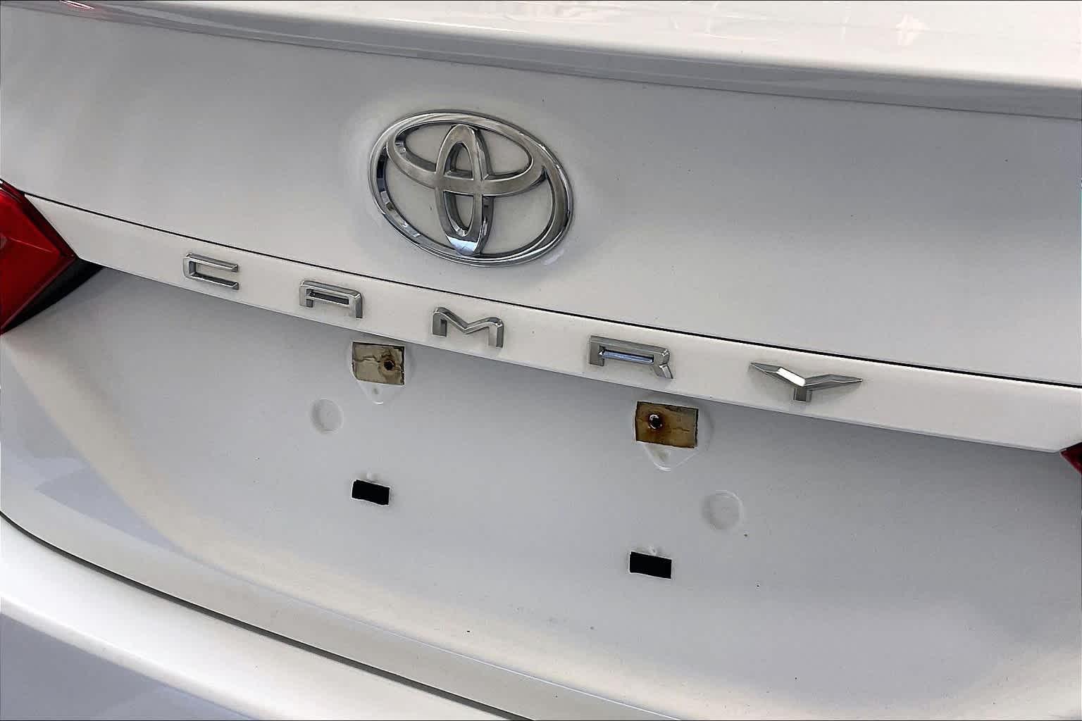 2020 Toyota Camry SE - Photo 27