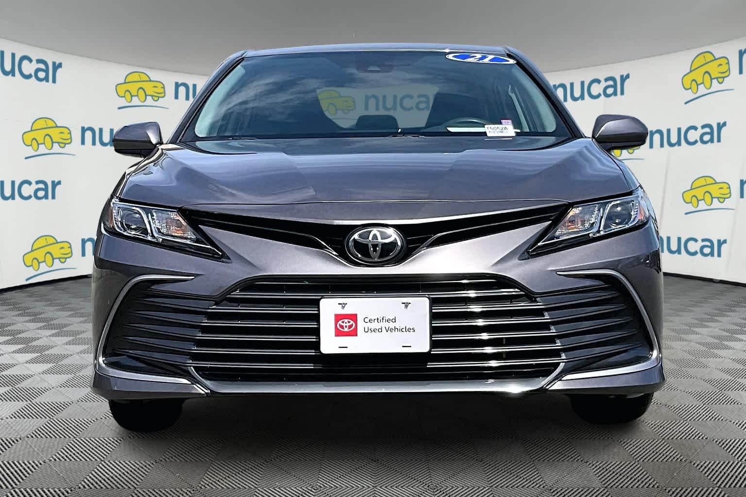 2021 Toyota Camry LE - Photo 2