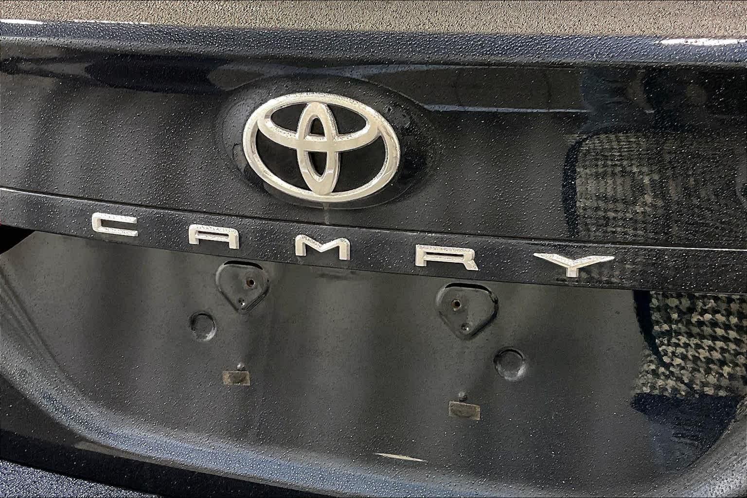 2020 Toyota Camry XLE - Photo 27
