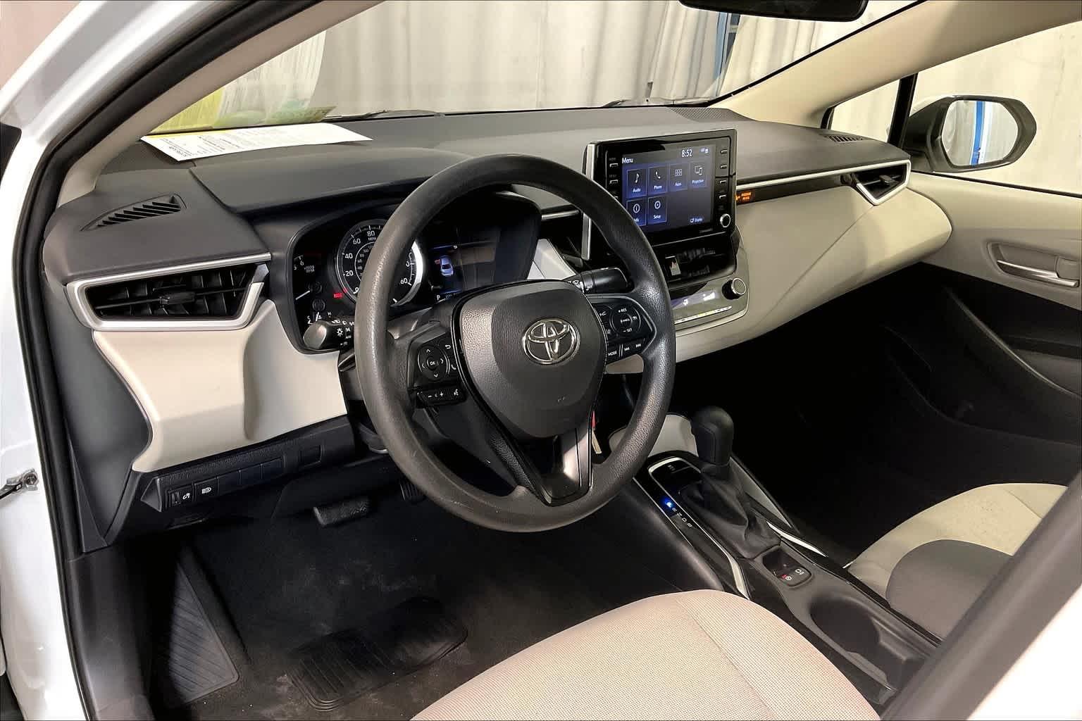 2021 Toyota Corolla LE - Photo 8