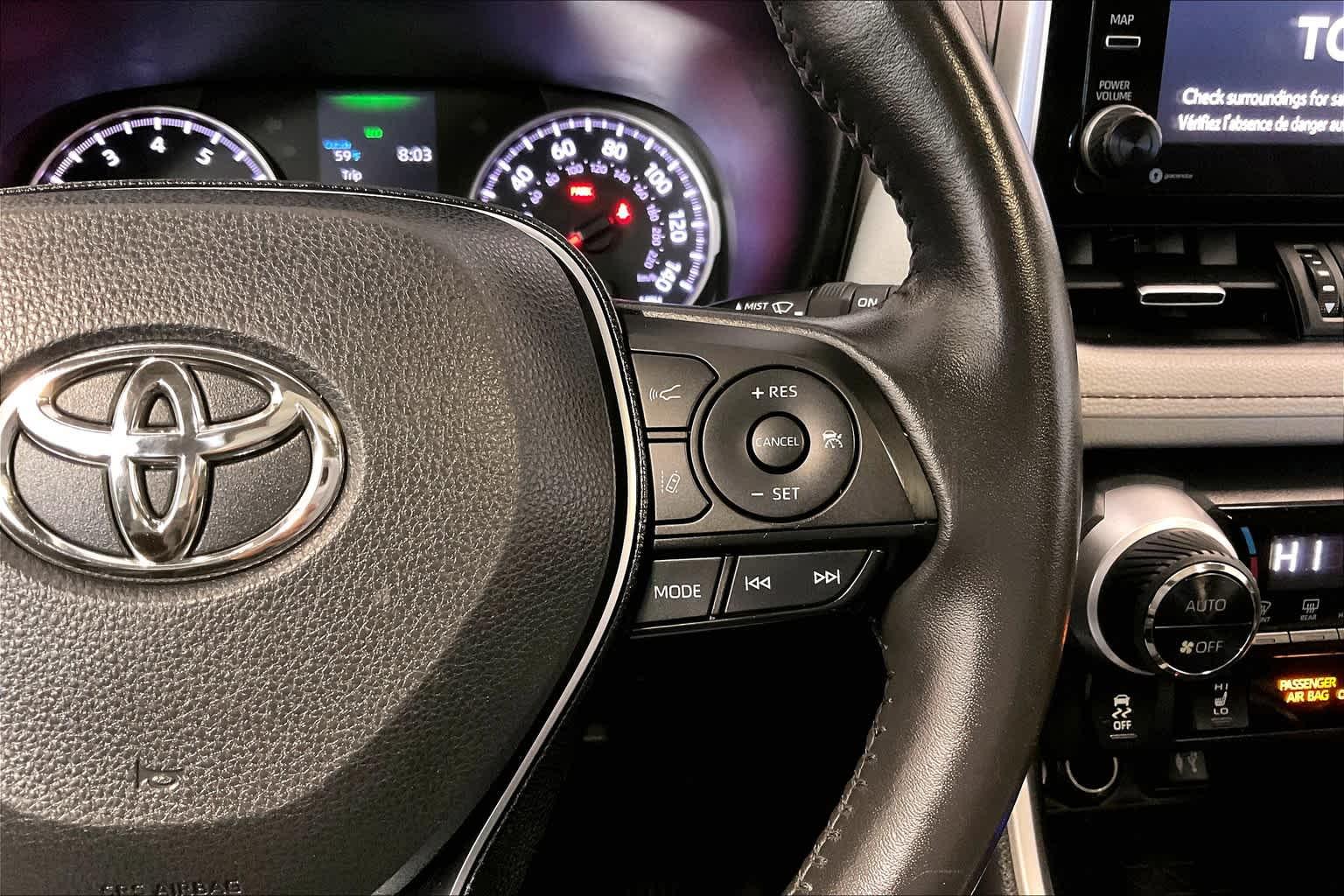 2019 Toyota RAV4 XLE Premium - Photo 24