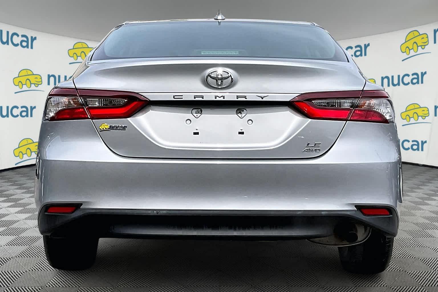 2021 Toyota Camry LE - Photo 5