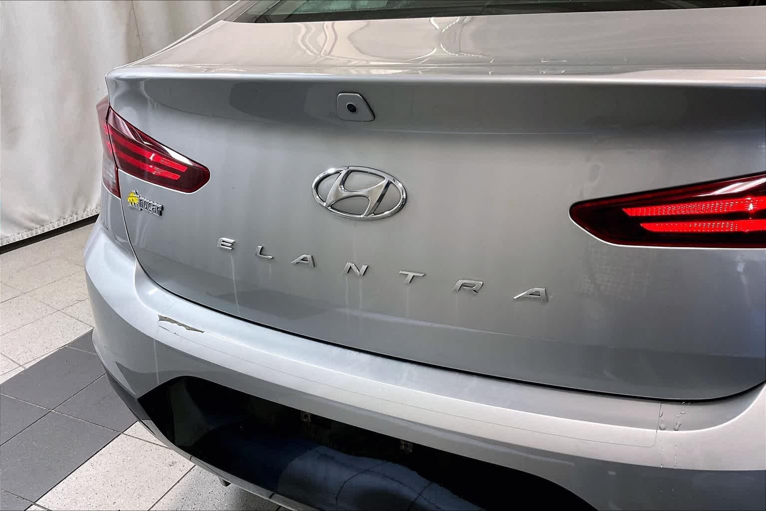 2020 Hyundai Elantra Value Edition - Photo 28