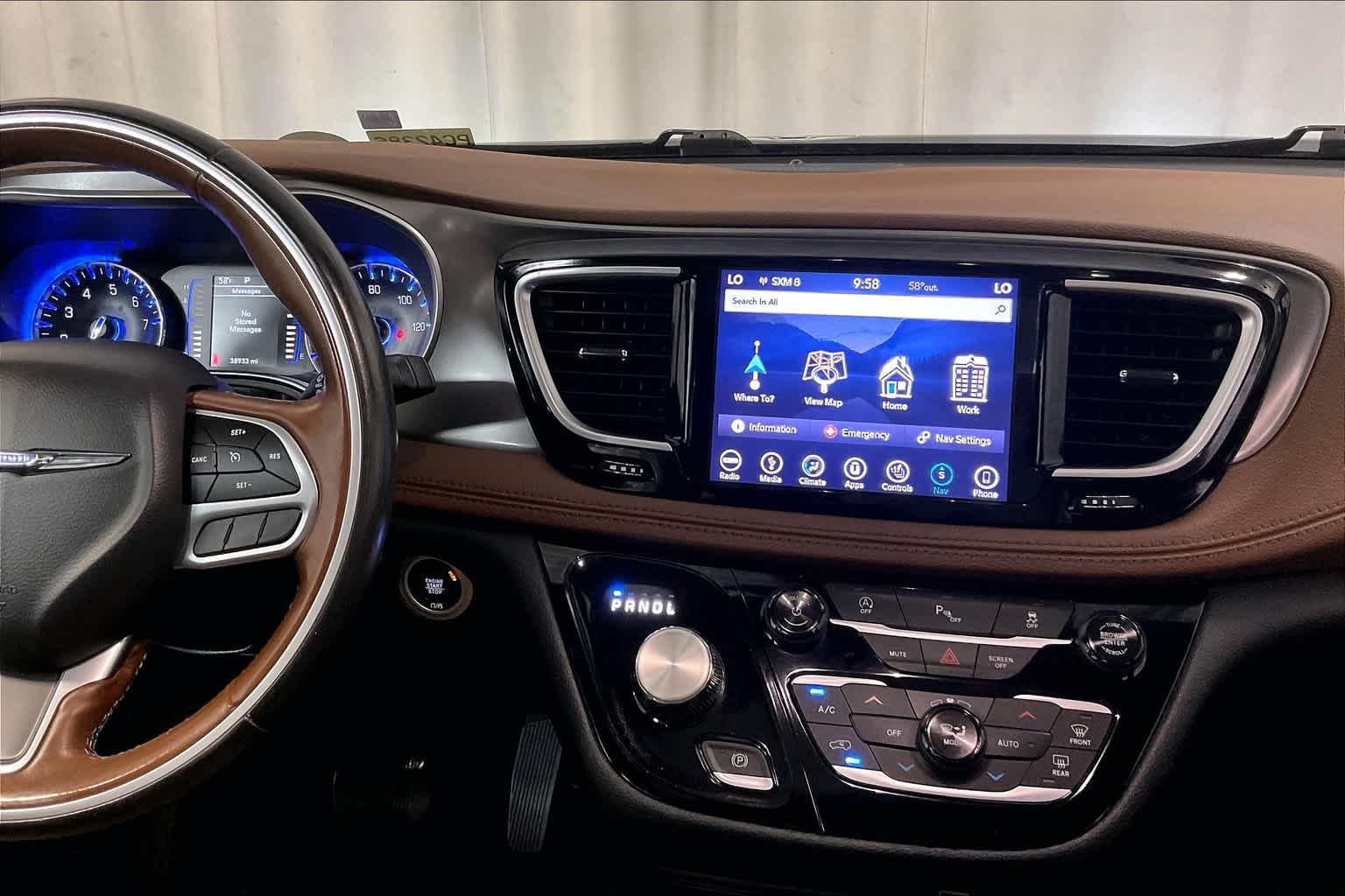 2019 Chrysler Pacifica Limited - Photo 19